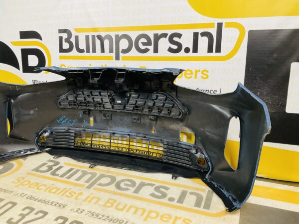 BUMPER Toyota Yaris Cross 2020-2024 VOORBUMPER 2-D3-10103z