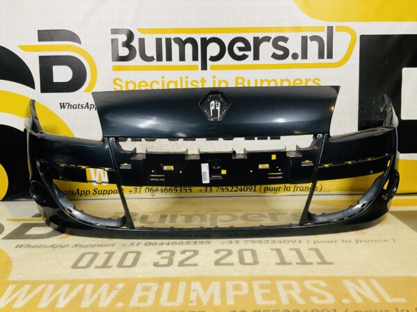 BUMPER Renault Scenic 3  2009-2012 VOORBUMPER 2-F6-10128z