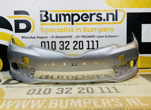 BUMPER Toyota Auris 2 Facelift  2012-2018 VOORBUMPER 2-D3-10233z
