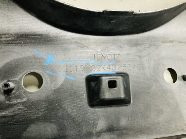 BUMPER Toyota Auris 2 Facelift  2012-2018 VOORBUMPER 2-D3-10233z