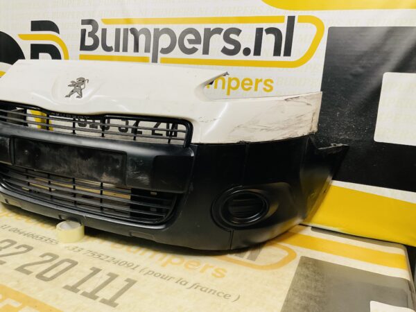 BUMPER Peugeot Partner Citroen Berlingo  VOORBUMPER 2-J5-10251z