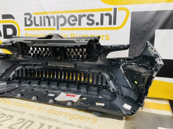 BUMPER Renault Austral 2022-2024 620225489R VOORBUMPER 1-Z4-10270z