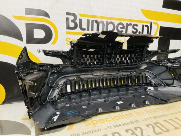 BUMPER Renault Austral 2022-2024 620225489R VOORBUMPER 1-Z4-10272z