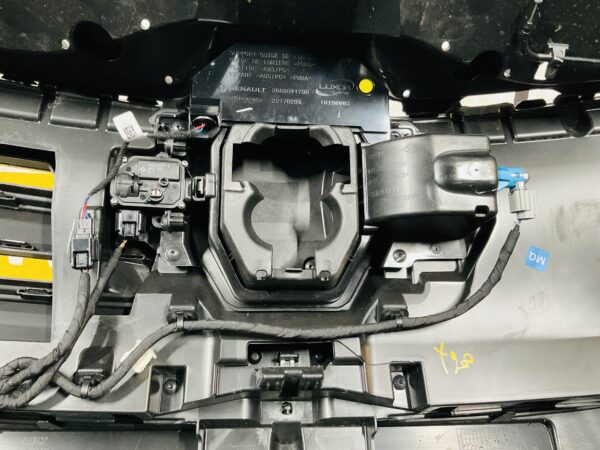 BUMPER Renault Kangoo 2022-2024  VOORBUMPER 2-F10-10274z