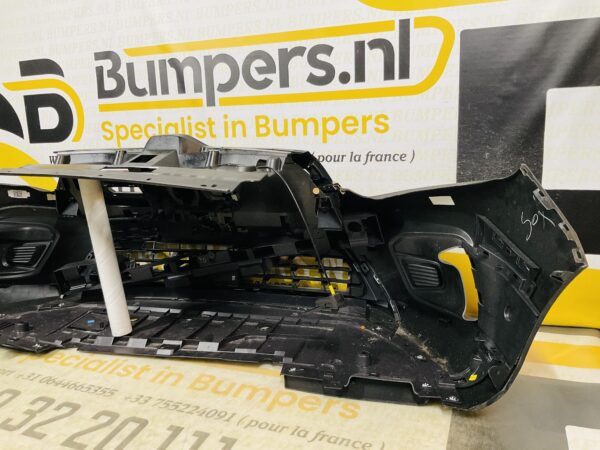 BUMPER Renault Kangoo 2022-2024 VOORBUMPER 2-F10-10275z