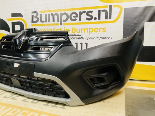 BUMPER Renault Kangoo 2022-2024  VOORBUMPER 2-F10-10276z