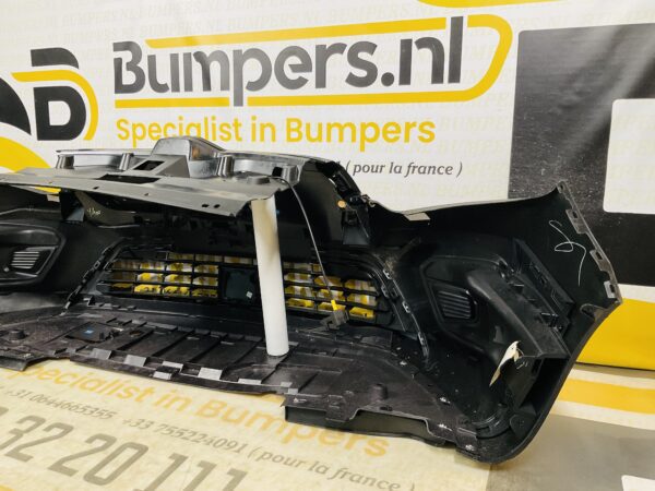 BUMPER Renault Kangoo 2022-2024  VOORBUMPER 2-F10-10276z
