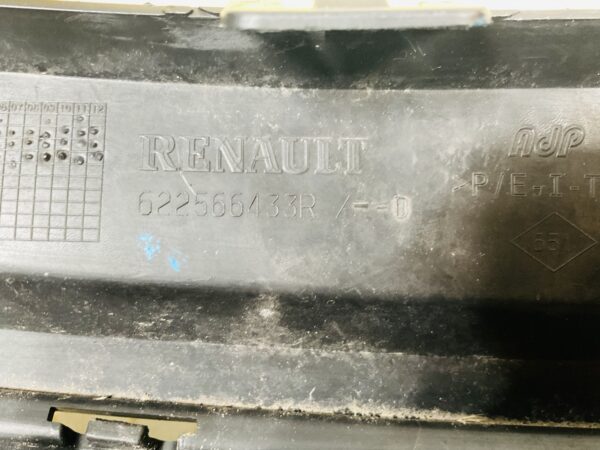 Grille Renault Twingo  622566433R  Bumper Grill 2-R2-9815T