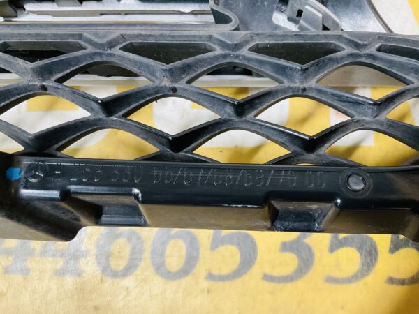 Grille Mercedes GLC Klasse W253 A25388066/6 Normaal Bumper Grill 2-N3-9835T