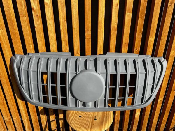Gril Mercedes Sprinter W907 GT Ongespoten Sprinter Grill 2-N3-9830T
