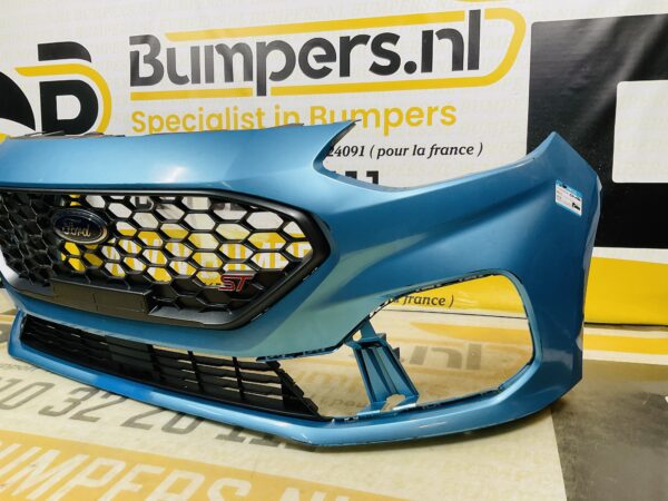 BUMPER Ford Fiesta MK8 Stline ST-Line Facelift 2022-2023  VOORBUMPER 1-D7-10323z