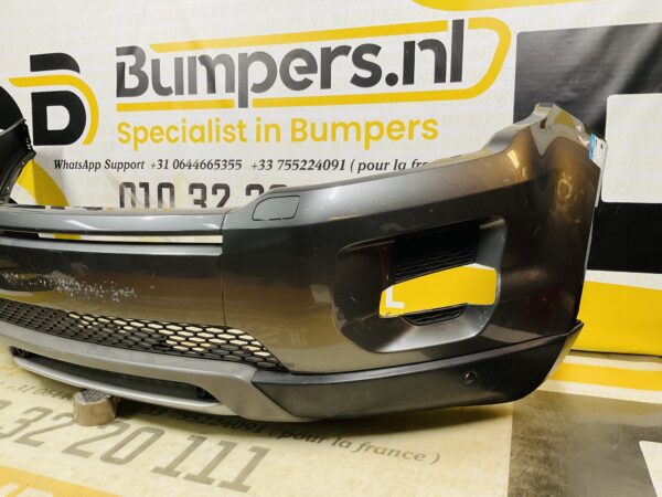 BUMPER Rang Rover Evoque B032-17F011-A VOORBUMPER 2-H14-10337z