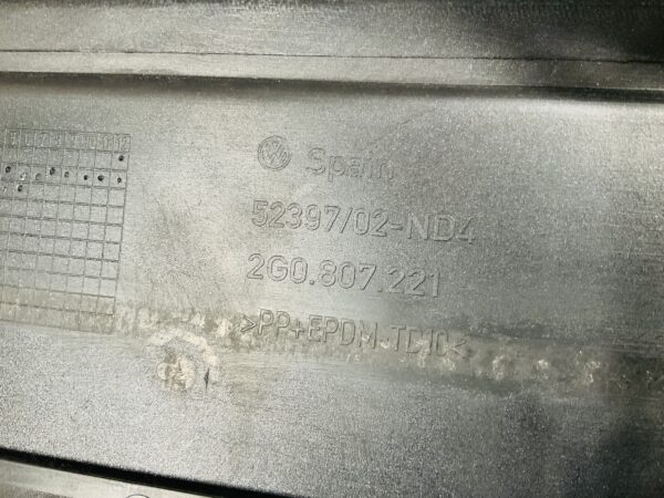BUMPER Volkswagen Polo 2G +Grill 2017-2022  2-H13-10379z