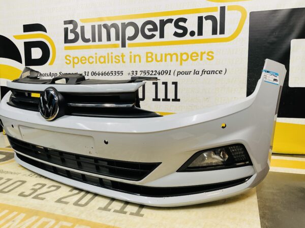 BUMPER Volkswagen Polo 2G +Grill 4xpdc 2017-2022  2-H13-10381z