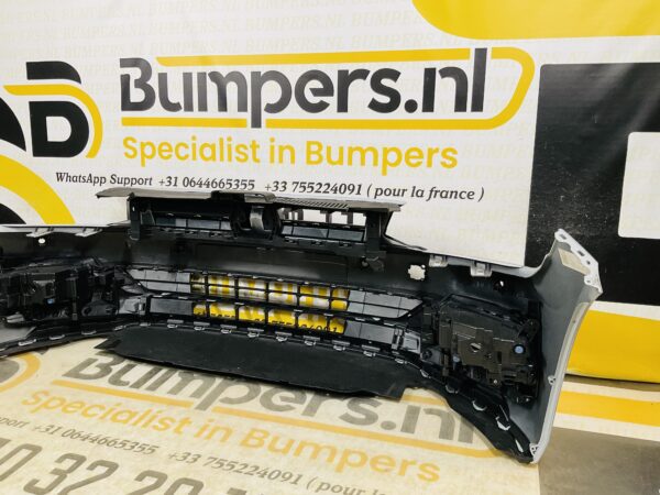 BUMPER Volkswagen Polo 2G +Grill 4xpdc 2017-2022  2-H13-10381z