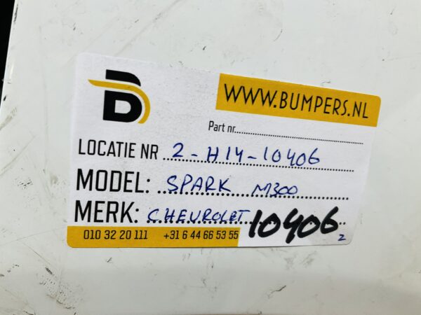 BUMPER Chevrolet M300 2-H14-10406z