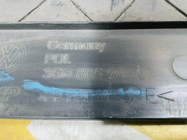 Onderplaat Volkswagen Passat B8 Rline R-Line 3G0805903J Voorbumperlip 2-R4-10443T