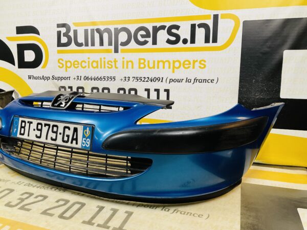 BUMPER Peugeot 307 9643037477 VOORBUMPER 2-J8-10466z