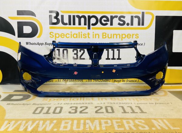 BUMPER Dacia Sandero 620228531R VOORBUMPER 1-G3-10493z