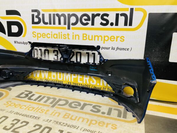 BUMPER Dacia Sandero 620228531R VOORBUMPER 1-G3-10493z
