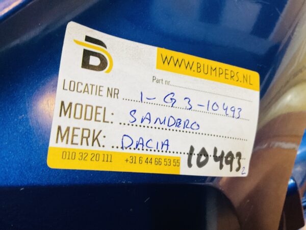 BUMPER Dacia Sandero 620228531R VOORBUMPER 1-G3-10493z