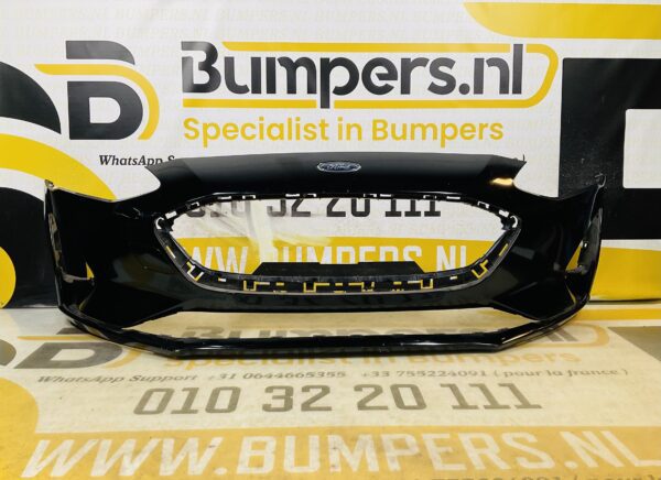 BUMPER Ford Focus MK4 Normaal  VOORBUMPER 1-D10-10535z