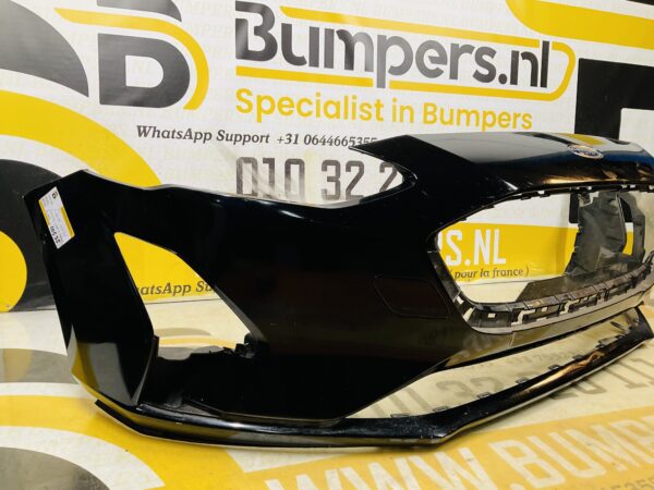 BUMPER Ford Focus MK4 Normaal  VOORBUMPER 1-D10-10535z