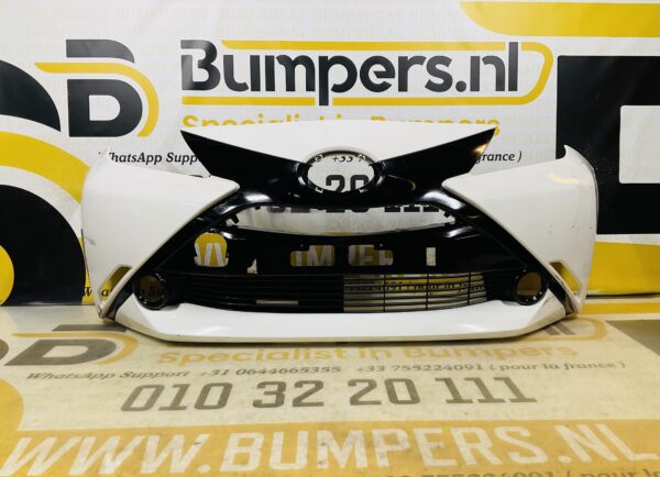 BUMPER Toyota Aygo 2014-2017 VOORBUMPER 2-D1-10550z