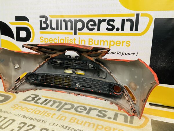 BUMPER Toyota Aygo 2014-2017 VOORBUMPER 2-D1-10551z