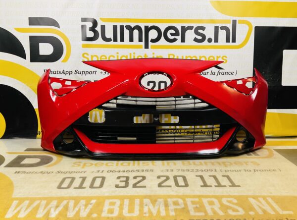 BUMPER Toyota Aygo Facelift 2017-2021 VOORBUMPER 2-D1-10574z