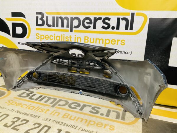 BUMPER Toyota Aygo  2014-2017 VOORBUMPER 2-D1-10576z