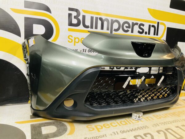 BUMPER Toyota Aygo X Cross 2022-2024 VOORBUMPER 2-D5-10601z