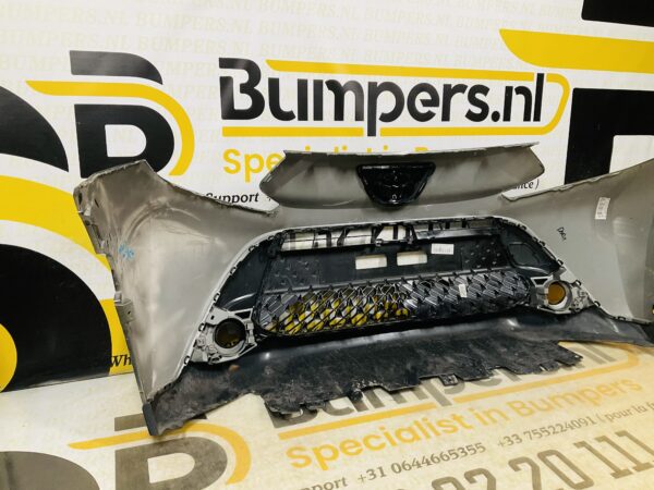 BUMPER Toyota Aygo X Cross 2022-2024 VOORBUMPER 2-D5-10601z
