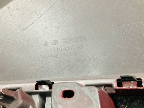 BUMPER Toyota Aygo X Cross 2022-2024 VOORBUMPER 2-D5-10602z