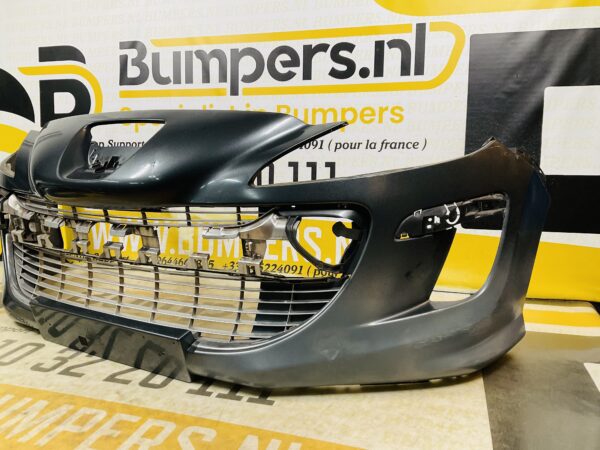 BUMPER Peugeot 308  9680484677 VOORBUMPER 2-J3-10823z