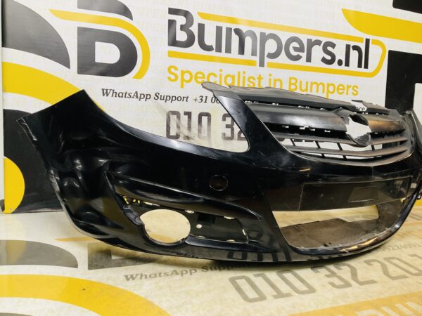 BUMPER Opel Corsa D 2007-2011 475498858 VOORBUMPER 2-i1-10834z