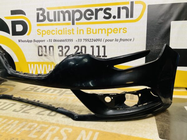 BUMPER Renault Megane 4 620225094R VOORBUMPER 2-F4-10844z
