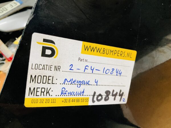 BUMPER Renault Megane 4 620225094R VOORBUMPER 2-F4-10844z