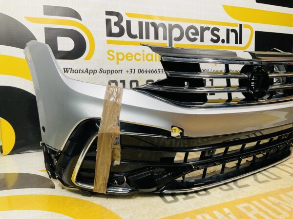 BUMPER Volkswagen Tiguan Rline R-Line 6xpdc 2022-2023  VOORBUMPER 1-B8-10722z