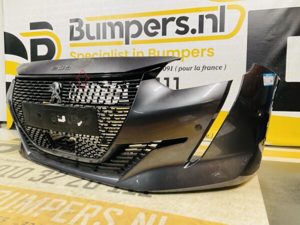 BUMPER Peugeot 208 GTline GT-Line 6xpdc 2019-2022  VOORBUMPER 2-H9-10702z