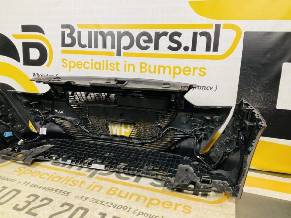 BUMPER Peugeot 208 GTline GT-Line 6xpdc 2019-2022  VOORBUMPER 2-H9-10702z