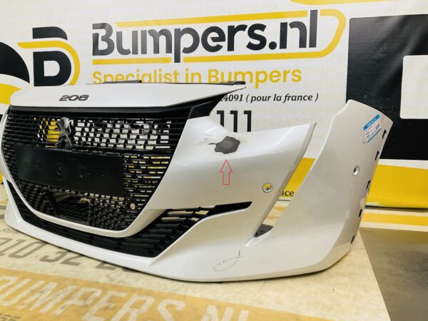 BUMPER Peugeot 208 GTline GT-Line 6xpdc 2019-2022  VOORBUMPER 2-H9-10708z