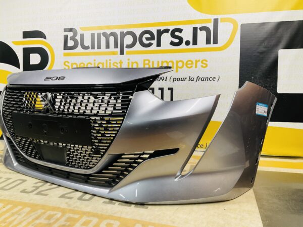 BUMPER Peugeot 208 GTline GT-Line 2019-2022  VOORBUMPER 2-H9-10718z