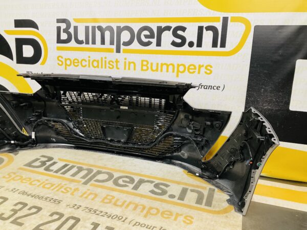 BUMPER Peugeot 208 GTline GT-Line 2019-2022  VOORBUMPER 2-H9-10718z