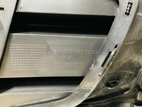 BUMPER Mercedes C Klasse W205 AMG Facelift 6xpdc 2019-2022 VOORBUMPER 1-Z3-10761z