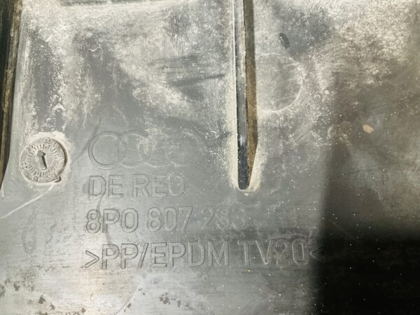 Onderplaat Audi A3 8P 8P0807233 Bumperlip 2-R8-10786