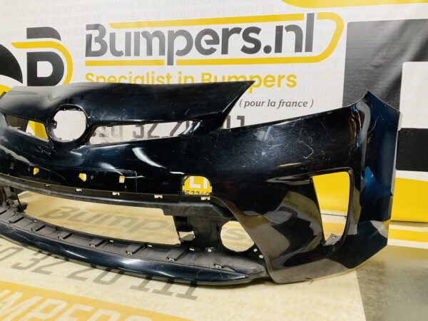 BUMPER Toyota Prius V52119-17510 VOORBUMPER 2-D3-10921z
