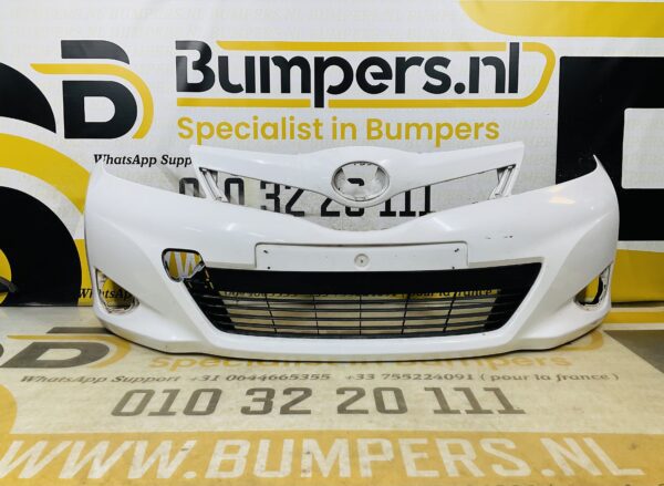 BUMPER Toyota Yaris 2012-2014 VOORBUMPER 2-D2-10923z