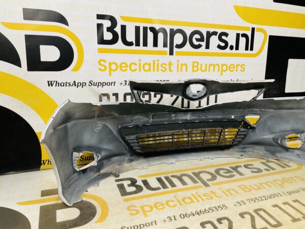 BUMPER Toyota Yaris 2012-2014 VOORBUMPER 2-D2-10923z