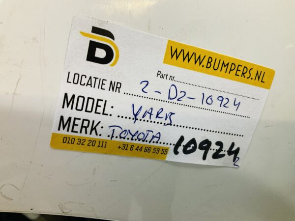 BUMPER Toyota Yaris Facelift 2017-2020 VOORBUMPER 2-D2-10924z